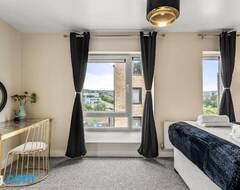 Koko talo/asunto Charming 2 Bedroom Abode With Modern Amenities (Sheffield, Iso-Britannia)