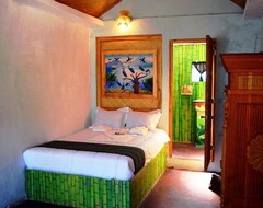Khách sạn Eco Hotel Uxlabil Atitlan (San Juan La Laguna, Guatemala)