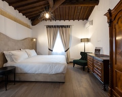 Hotel Castrum Relais (San Pietro in Cariano, İtalya)