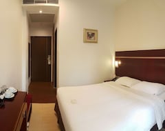 Khách sạn Rest Bugis Hotel (Singapore, Singapore)