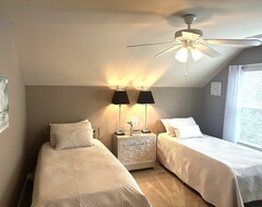 Koko talo/asunto Private Luxury Suite 2 Bed 1 Bath W/ Lr And Kitchenette! Remote Workspace (Auburn, Amerikan Yhdysvallat)