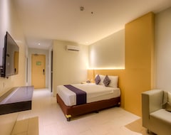 Khách sạn Capital O 827 Speciale Hotel (Rosario, Philippines)