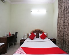 Hotel OYO 27644 Cozycom (Durgapur, India)