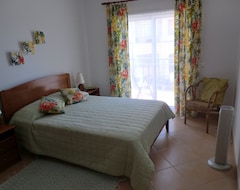 Koko talo/asunto Superb 3-bedroom Apartment In Lovely Seaside Village Of Praia Da Luz (Luz, Portugali)