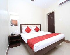 Khách sạn OYO 16691 Hotel Chakkaravarthi (Madurai, Ấn Độ)