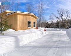 Entire House / Apartment Cozy Cabin For Intimate Wilderness Escape (Bathurst Mines, Canada)