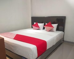 Hotel Oyo 93503 Lotte Residence (Palembang, Indonesia)