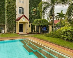 Hotelli Microtel Inn & Suites by Wyndham Sto Tomas Batangas (Santo Tomas, Filippiinit)