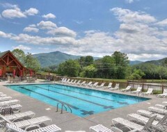 Hotel Secluded Cabin W/ Shared Seasonal Pool, Wood-burning Fireplace & Stunning Views (Sevierville, EE. UU.)