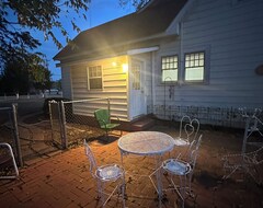 Tüm Ev/Apart Daire Gran’s House In The Heart Of Downtown Bullard, Texas (Flint, ABD)