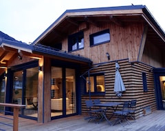 Toàn bộ căn nhà/căn hộ Contemporary Chalet, Close To Centre, Newly Renovated (Chamonix-Mont-Blanc, Pháp)