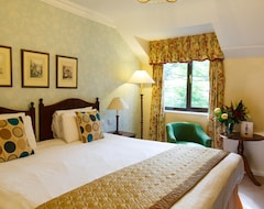 Hotel Brook Kingston Lodge (Kingston upon Thames, Ujedinjeno Kraljevstvo)