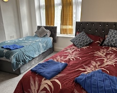 Hotel Gorgeous 5 Bedroom House (London, Storbritannien)