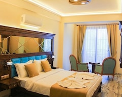 Hotel Us Royal (Fethiye, Turkey)