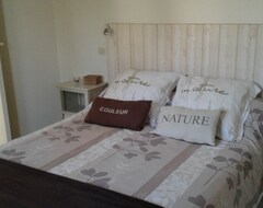 Toàn bộ căn nhà/căn hộ 3  Furnished Accommodation For Curists Or Holidaymakers (Ozillac, Pháp)