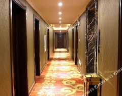 Hotel Wanhao Business (Baiquan, China)