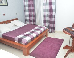 Khách sạn Hotel - Y (Douala, Cameroon)