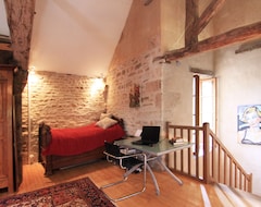 Cijela kuća/apartman Romantic Home In Medieval Village Where 'Chocolat' Was Filmed (Flavigny-sur-Ozerain, Francuska)
