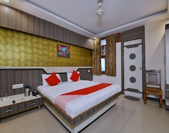 Hotelli OYO 13346 Hotel A R Ganpati Plaza (Jodhpur, Intia)