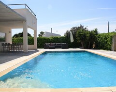 Entire House / Apartment Exclusives Ferienhaus In Santanyi, Mit Großem Pool, Klima, Wlan, Top-bewertungen (Santanyí, Spain)