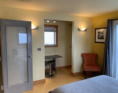 Koko talo/asunto 2 Bdrm- 2 Lofts Ballard Apartment Air Conditioned (Seattle, Amerikan Yhdysvallat)