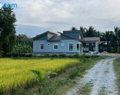 Koko talo/asunto Majestic Homestay - Pasir Puteh (Pasir Puteh, Malesia)