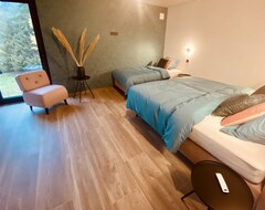 Koko talo/asunto Luxury Villa With Indoor Pool, Sauna, Jacuzzi And Hammam (Neufchâteau, Belgia)