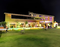 Khách sạn The Grand Padma Hotel (Ratlam, Ấn Độ)