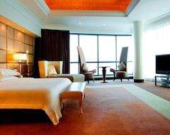 Hotel Le Meridien Al Aqah Beach Resort (Al Aqah, Emiratos Árabes Unidos)