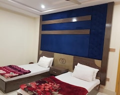 Hotel Executive One (Multan, Pakistan)