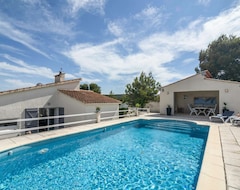 Cijela kuća/apartman Detached Holiday Home With Large, Heated Private Swimming Pool (Pouzols-Minervois, Francuska)