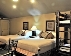 Hotel Rustic Creek Ranch Resort (Burleson, USA)