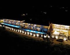 Khách sạn Mambo Hill Resort (Klungkung, Indonesia)