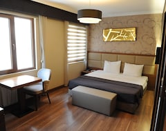 Hotel Izmit Saray (Izmit, Turquía)