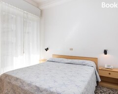 Koko talo/asunto San Francisco Residence - Two-room Apartment 3 (Andora, Italia)