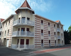 Casa/apartamento entero À 1 Mn Du Centre Ville Et 3mn De La Plage Appartement Rez-de-chaussée Très Calme (Soulac-sur-Mer, Francia)