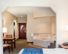 Khách sạn Comfort Inn And Suites (Buffalo, Hoa Kỳ)