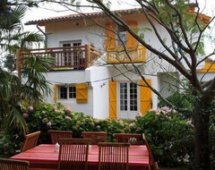 Otel Charming House With Jacuzzi Next To The Beaches And Golf (Bidart, Fransa)