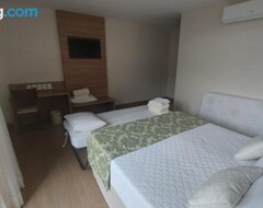 Khách sạn Vista Azul Suites (Domingos Martins, Brazil)