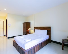 Hotel Deeden Pattaya Resort (Pattaya, Thailand)