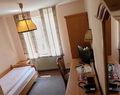 Khách sạn Romantica Hotel Blauer Hecht (Dinkelsbühl, Đức)