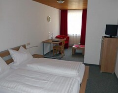 Hotel Bayerischer Hof (Burghausen, Germany)