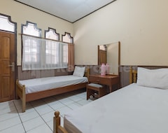 Hotelli Homestay Pkpn Garut Redpartner (Garut, Indonesia)