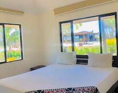 Khách sạn New Door Villas (Nadi, Fiji)