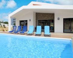 Toàn bộ căn nhà/căn hộ 3 Bedroom Villa, Sleeps 6 In Vau With Pool And Wifi (Vau, Bồ Đào Nha)
