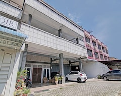 Hotel OYO 93325 Bagus Jaya Syariah (Pekanbaru, Indonezija)