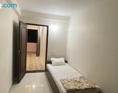 Toàn bộ căn nhà/căn hộ StayMore Premium Rooms and AC dorm (Maheshwar, Ấn Độ)