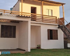 Entire House / Apartment Casa De Temporada No Cassino (Bom Princípio, Brazil)