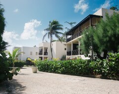 Otel Ocean Spray Beach Apartments (Inch Marlow, Barbados)