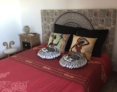 Hotel Zen Accommodation On The Mimosa Hill (Hyeres, Francuska)